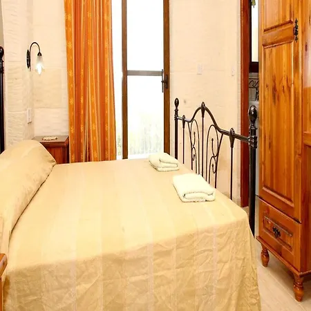 Charming In + Pool Hotel 3*