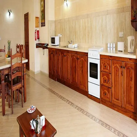 Charming In + Pool Xagħra